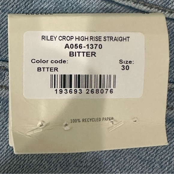 Agolde Riley Crop High Rise Straight Jeans in Bitter - Picture 15 of 15